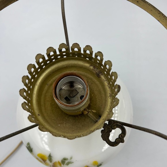 Vintage Underwriters Laboratories Inc. Portable Lamp Hurricane GWTW Parlor - Picture 10 of 13